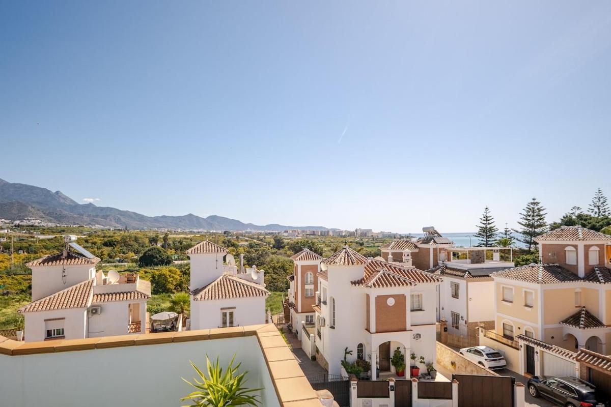 Villa Antonia Mar - Private & Heated Pool - Punta Lara نيرخا المظهر الخارجي الصورة