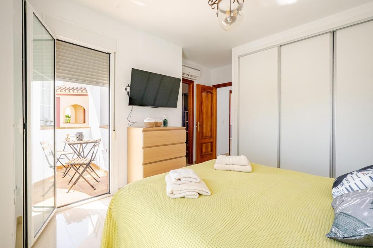 Villa Antonia Mar - Private & Heated Pool - Punta Lara نيرخا المظهر الخارجي الصورة
