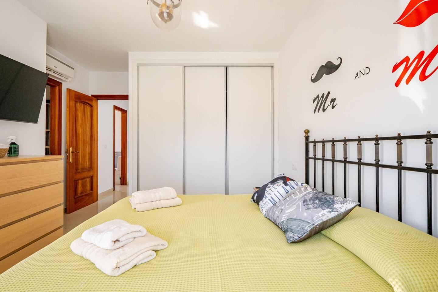 Villa Antonia Mar - Private & Heated Pool - Punta Lara نيرخا المظهر الخارجي الصورة
