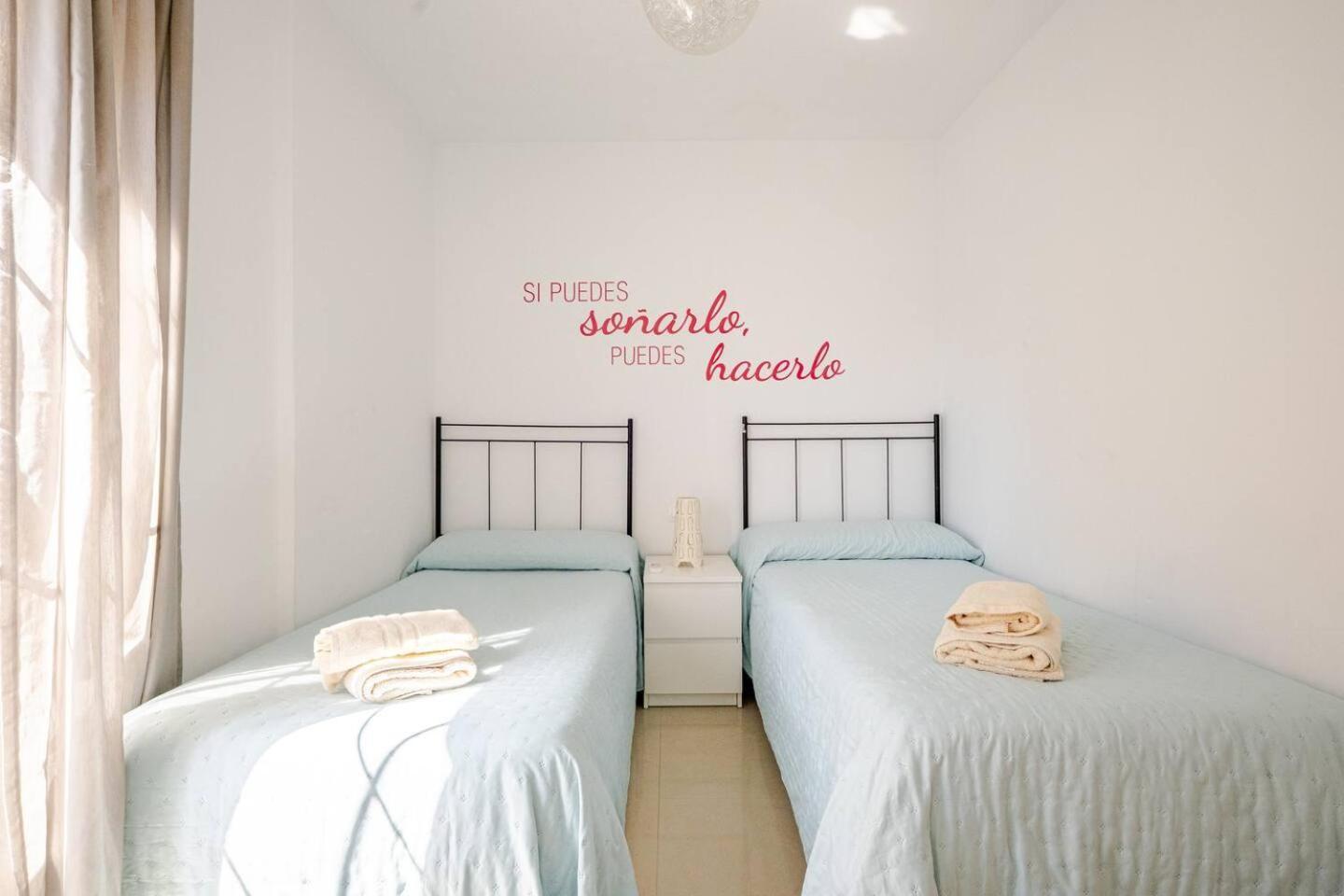 Villa Antonia Mar - Private & Heated Pool - Punta Lara نيرخا المظهر الخارجي الصورة