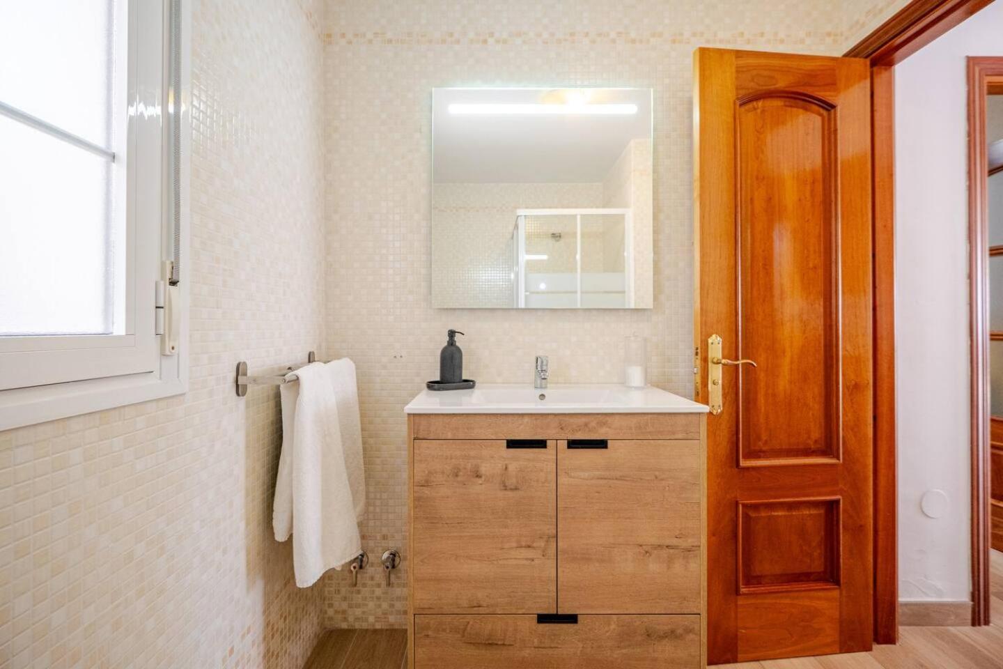 Villa Antonia Mar - Private & Heated Pool - Punta Lara نيرخا المظهر الخارجي الصورة