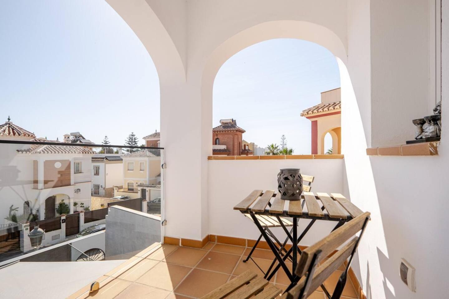 Villa Antonia Mar - Private & Heated Pool - Punta Lara نيرخا المظهر الخارجي الصورة